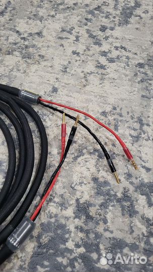 Pyramid Memphis потрясающий акустический кабель