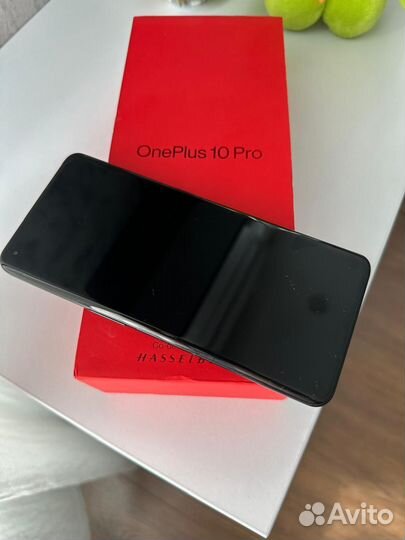 OnePlus 10 pro, 8/128 ГБ