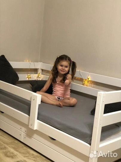 Кровать подростковая