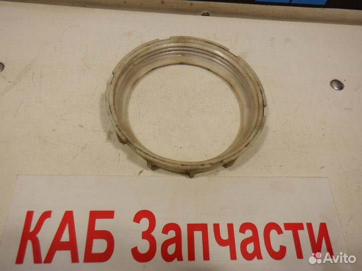 Гайка топливного насоса Ford Transit 2.2TDI