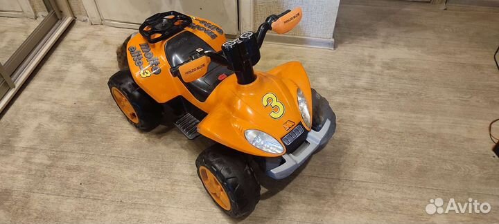 Машина детская на аккумуляторе (квадроцикл)