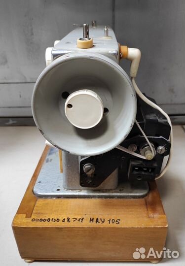 Швейная машинка 