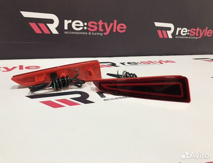 Катафоты в задний бампер Lexus RX350 D1978