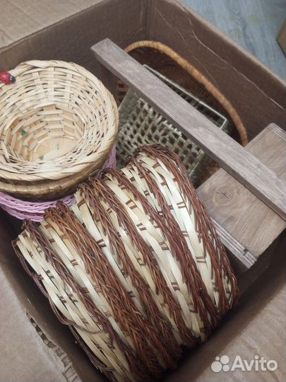 Плетеные корзинки
