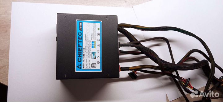 Блок питания 750W Chieftec