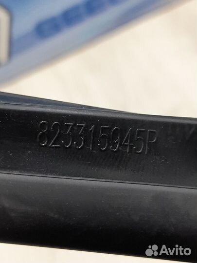 Уплотнитель зад проема стекла двери Renault sander