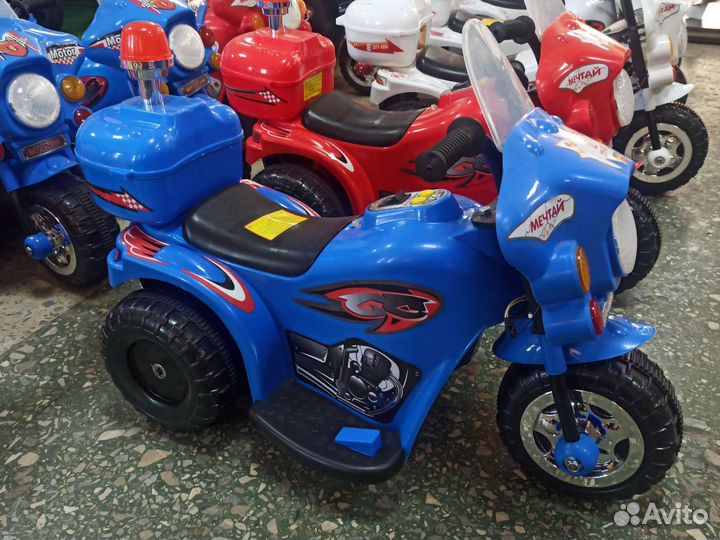 Детский электромобиль