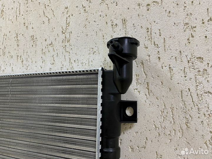 Радиатор на Ваз 21213 Нива Карбюратор