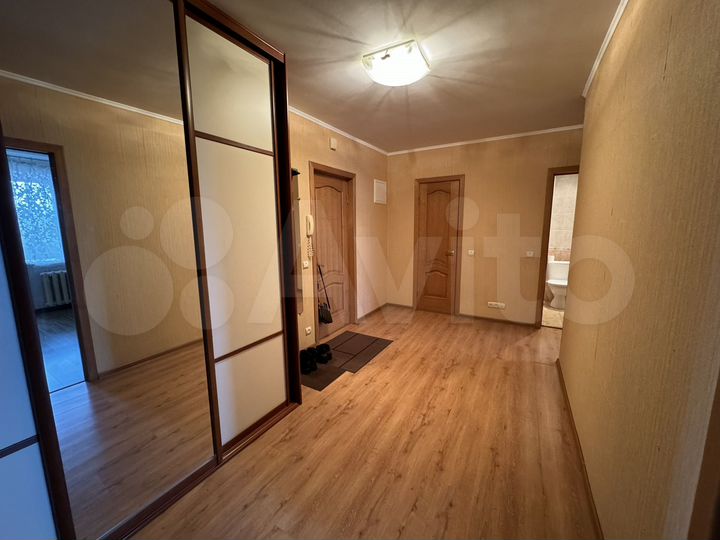 2-к. квартира, 69,9 м², 4/9 эт.