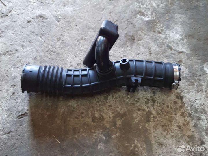 Патрубок воздушного фильтра Рено Каптюр Kaptur