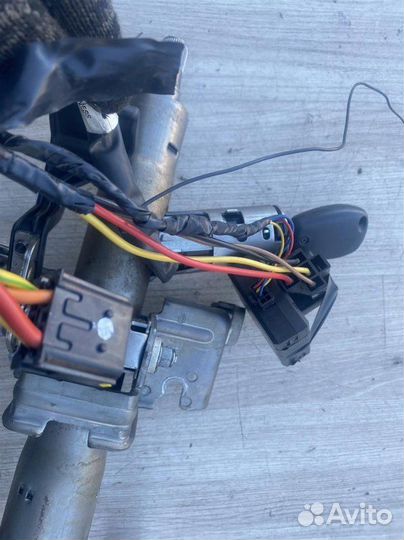 Замок зажигания LADA Largus универсал 5 мест 1.6