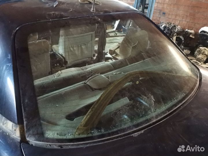 Стекло заднее Opel Omega B Седан