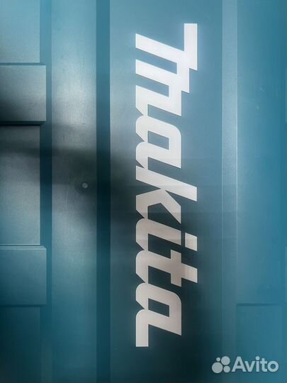 Перфоратор makita