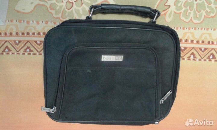 Сумка для нетбука в хорошем состоянии