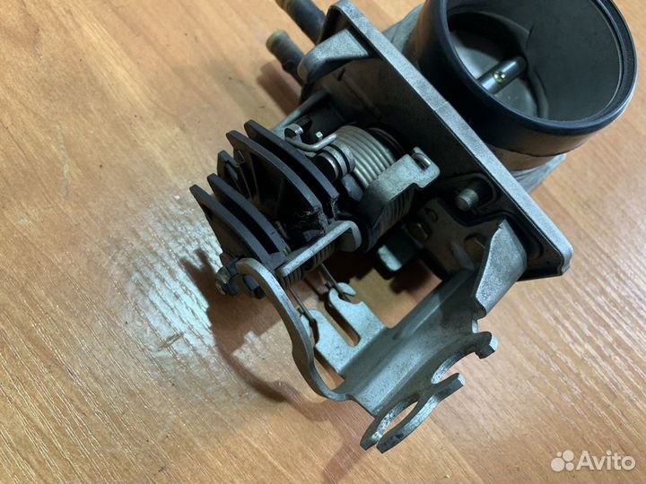 Дроссельная заслонка m52 Bmw e39