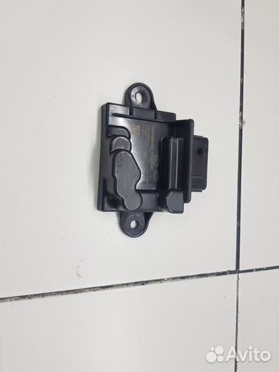 Блок управления топливным насосом (Genesis G70)