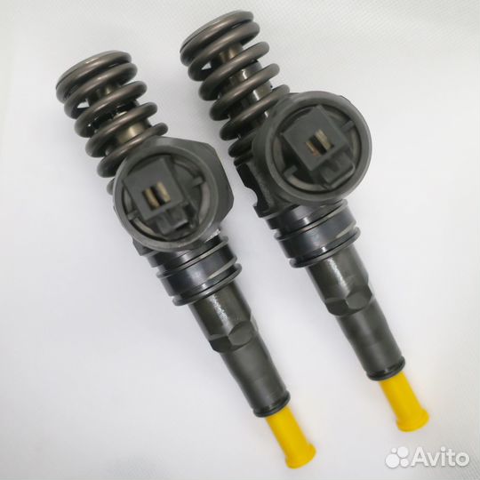 Насос форсунка Bosch 1.9 TDI 038130073AA