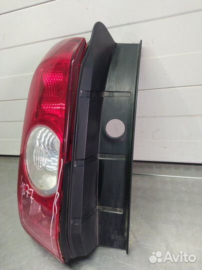 Фонарь задний левый Renault Duster HSA F4R 2015