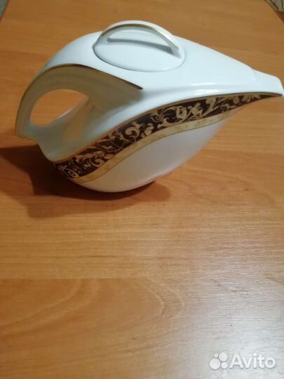 Чайник фарфор новый винтажный CHN&CHN