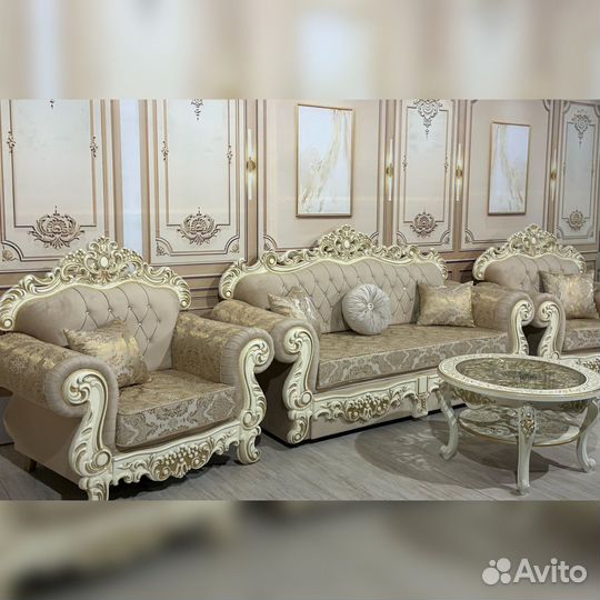 Мягкая мебель «Корона»