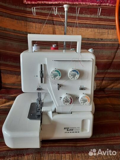 Оверлок бу бытовой