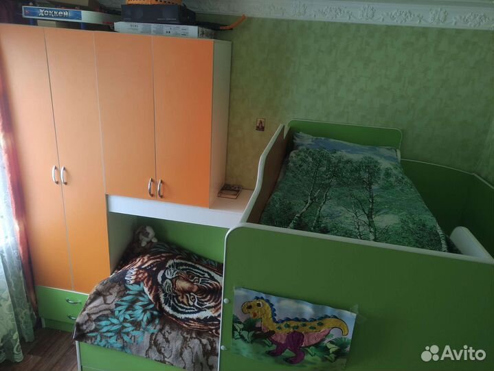 Детская мебель с двумя кроватями