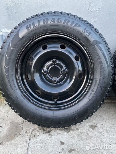 2 зимних колеса р-14 4/100