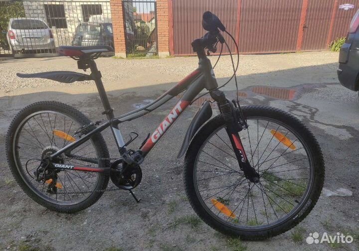 Велосипед Giant