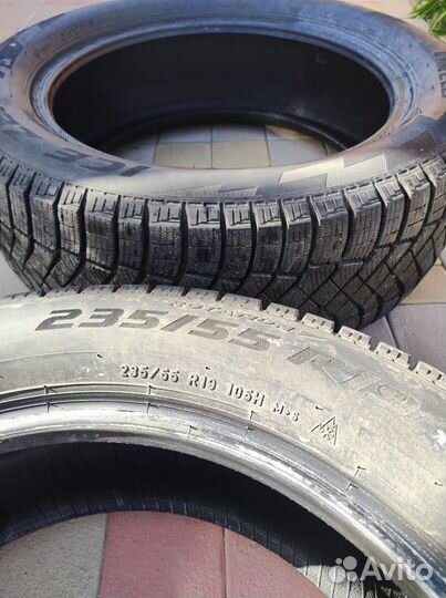 Pirelli Ice Zero FR 235/55 R19 105H