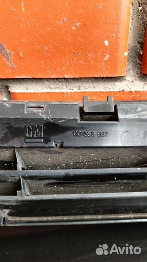 Решетка радиатора Opel Astra G (1998-2009)