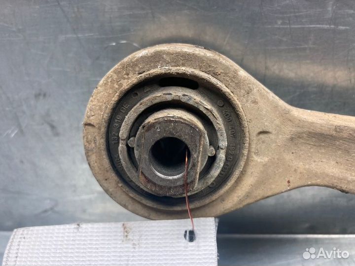 Рычаг передний нижний Volkswagen Passat B5 2000-20