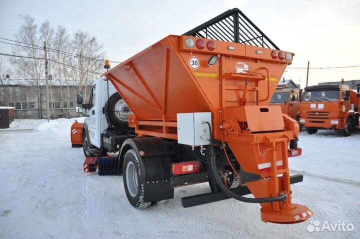 Комбинированная дорожная машина (кдм)