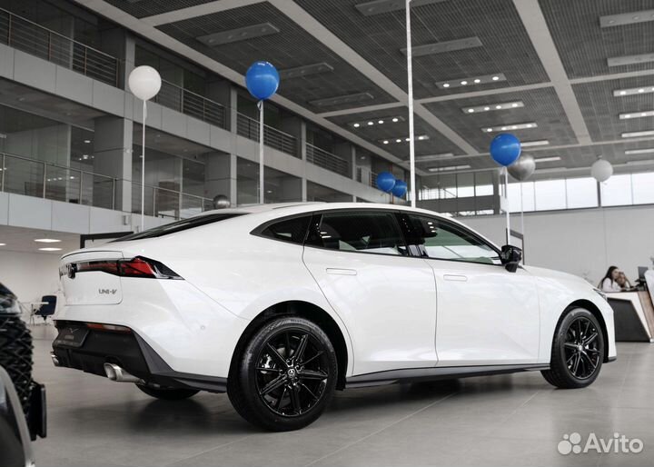Changan UNI-V 1.5 AMT, 2023