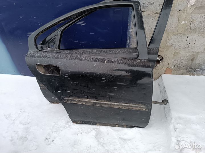 Запчасти на volvo S60