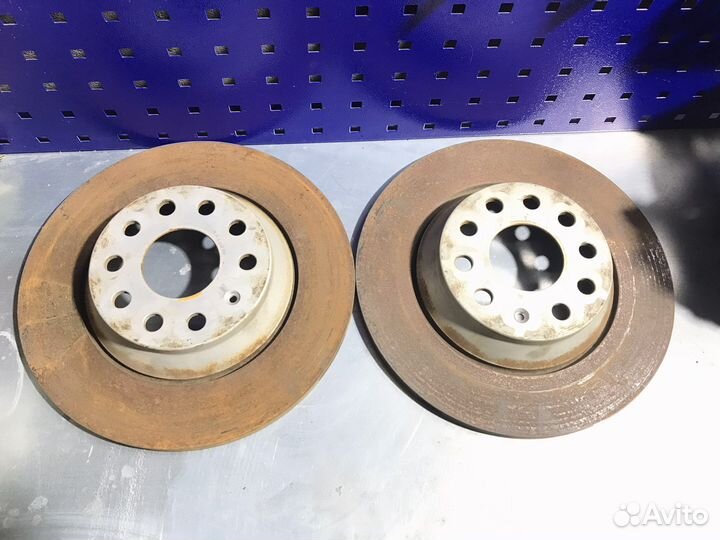 Тормозные диски задние 300мм, Passat B8