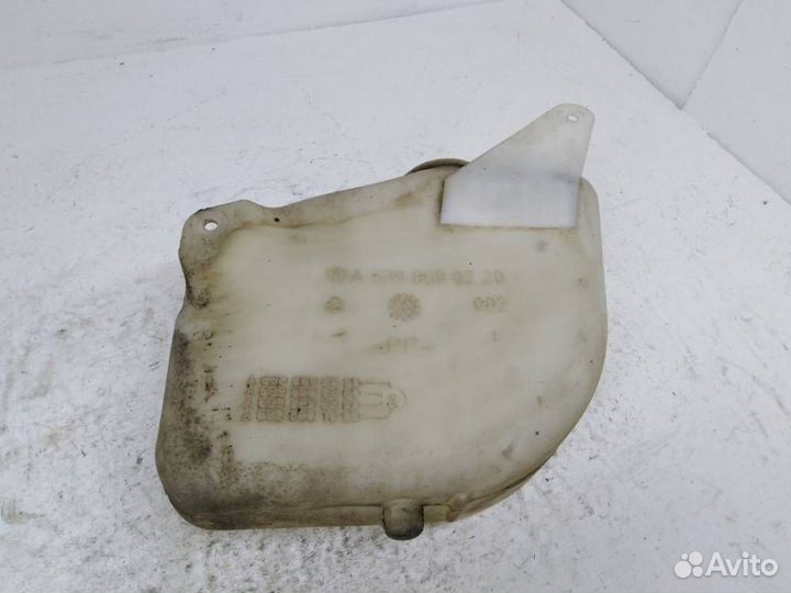 Бачок омывателя A0008695220