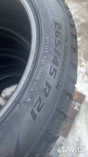 Pirelli Scorpion Ice Zero 2 265/45 R21