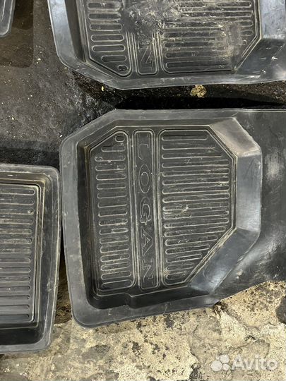 Renault logan резиновые коврики