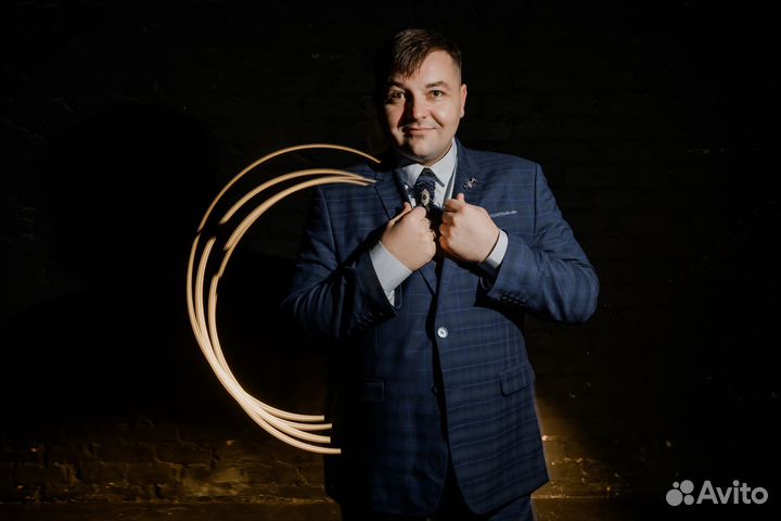 Ведущий Денис Князь