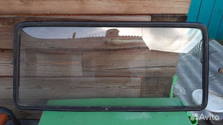 Стекло двери багажника ваз 2104