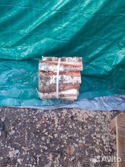 Дрова в вязанках