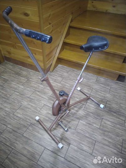 Вибромассажер, тренажёры СССР