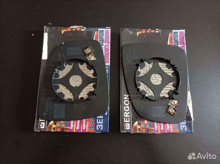 Зеркальный элемент Renault Logan с 2009 года