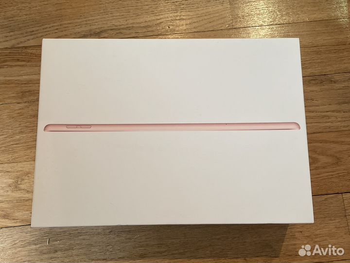 Коробка от iPad 7