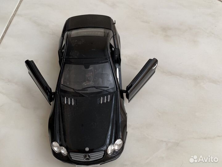 Автомобиль Mercedes, длина 25 см