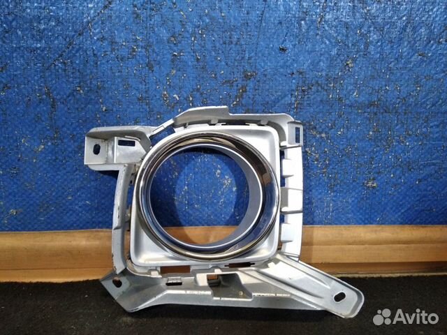 Окантовка птф левая Toyota Land Cruiser 200 2007