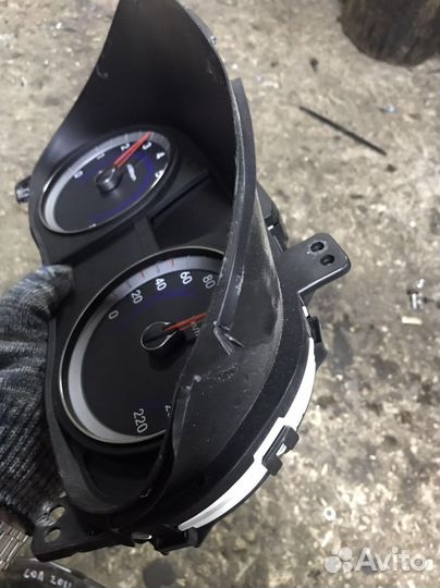 Щиток приборов Hyundai Solaris