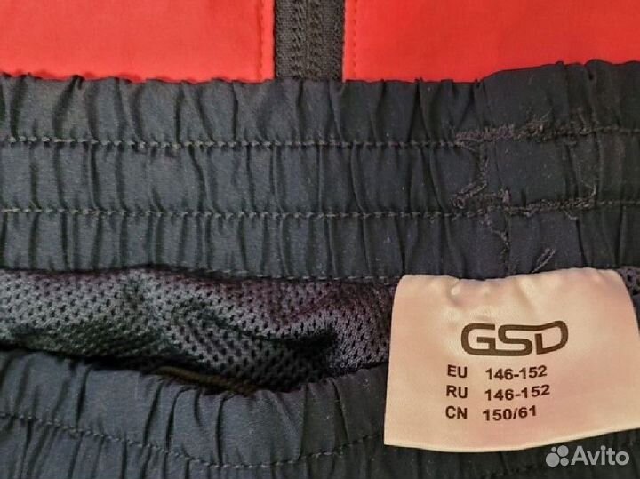 Спортивный костюм для девочки 146-152