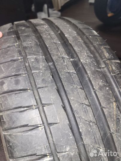 Michelin Pilot Sport 4 235/45 R19 99Y