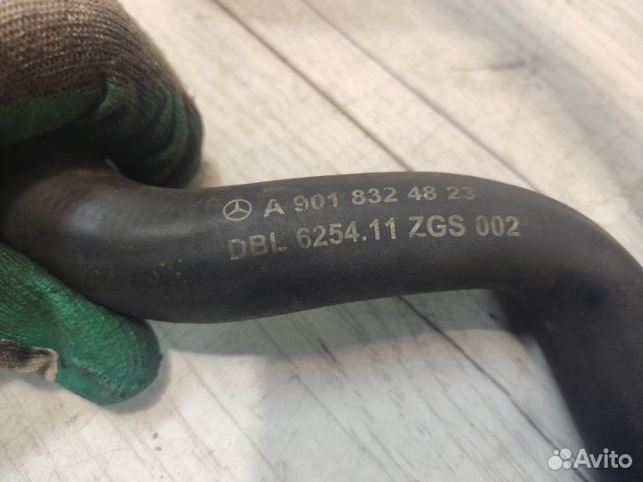Трубка системы охлаждения Mercedes Sprinter W903